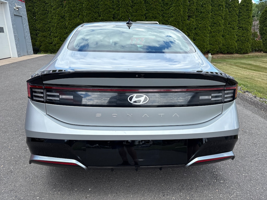 Used 2025 Hyundai Sonata SEL Sedan