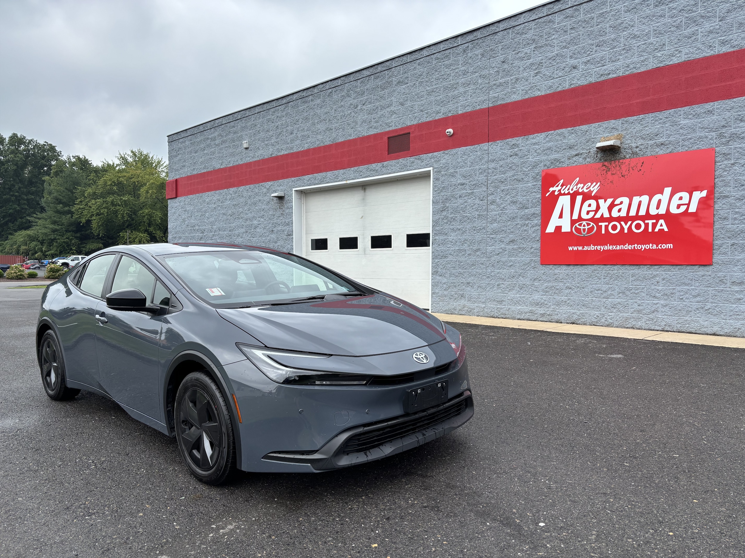 2024 Toyota Prius Hatchback 