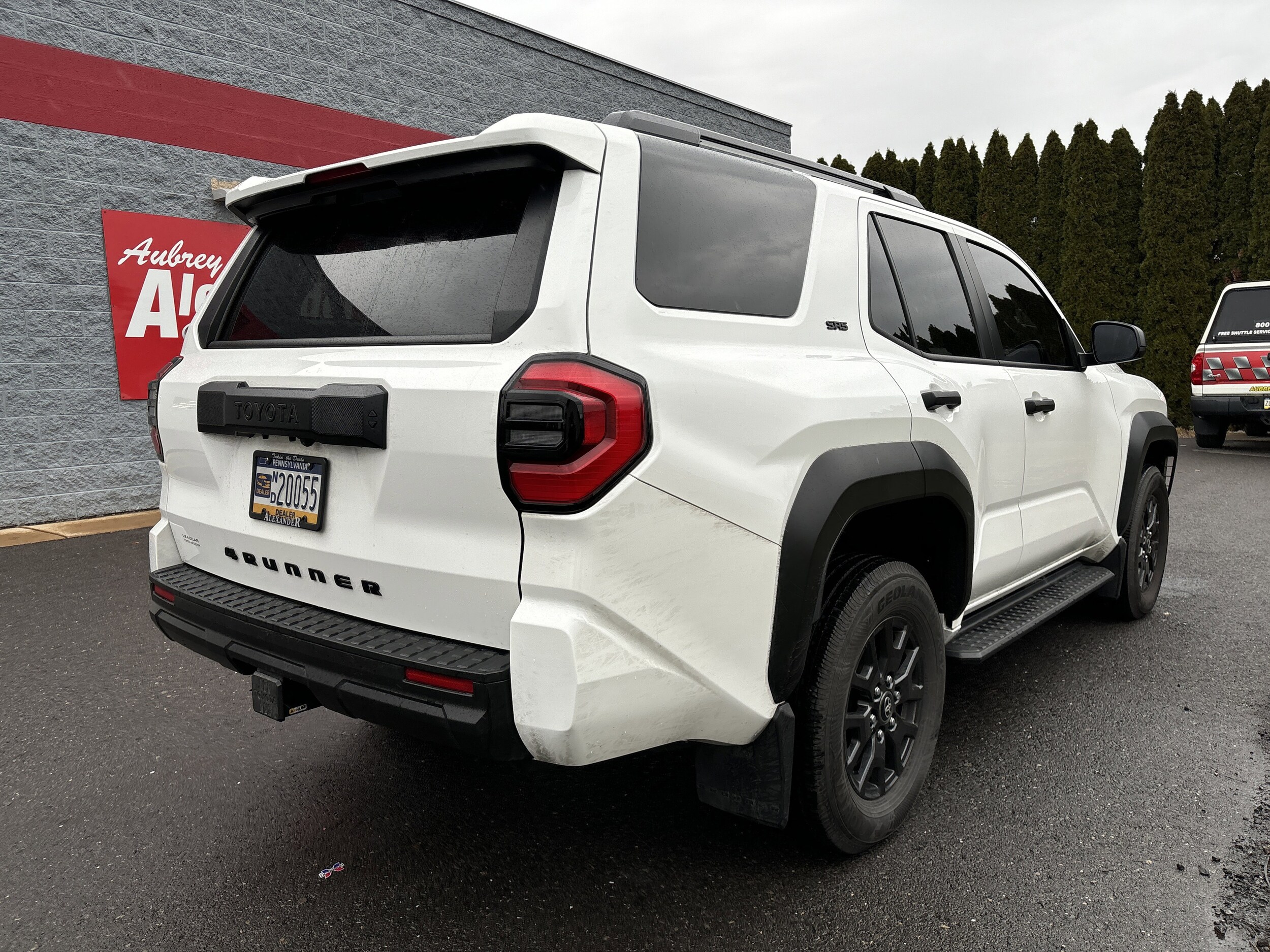 2025 Toyota 4Runner SR5 4WD photo 3