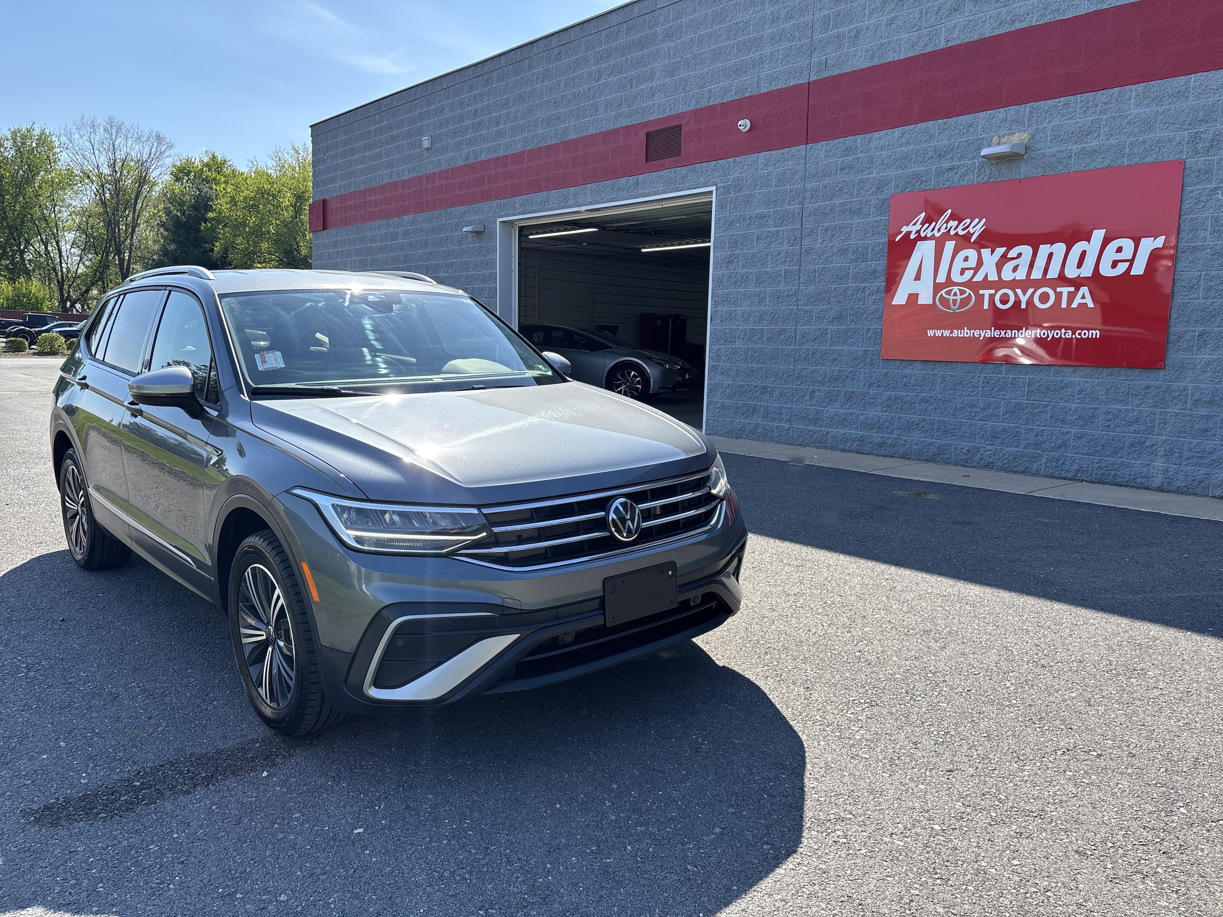 2024 Volkswagen Tiguan Wolfsburg Edition