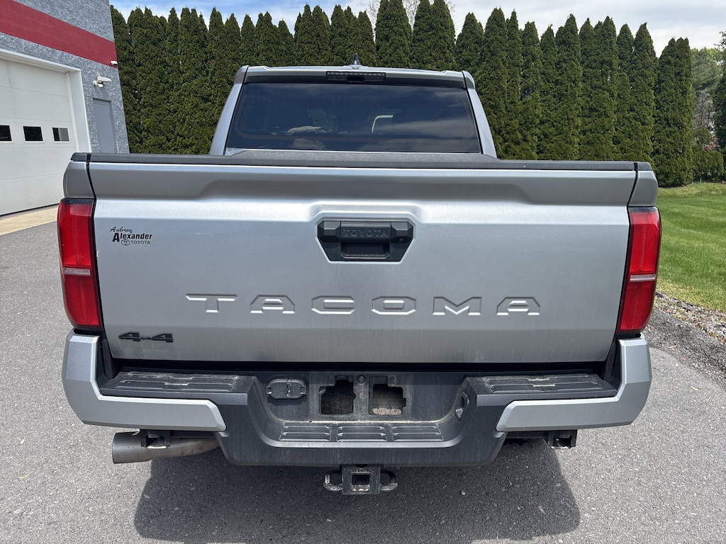 Used 2024 Toyota Tacoma 4WD Truck Double Cab