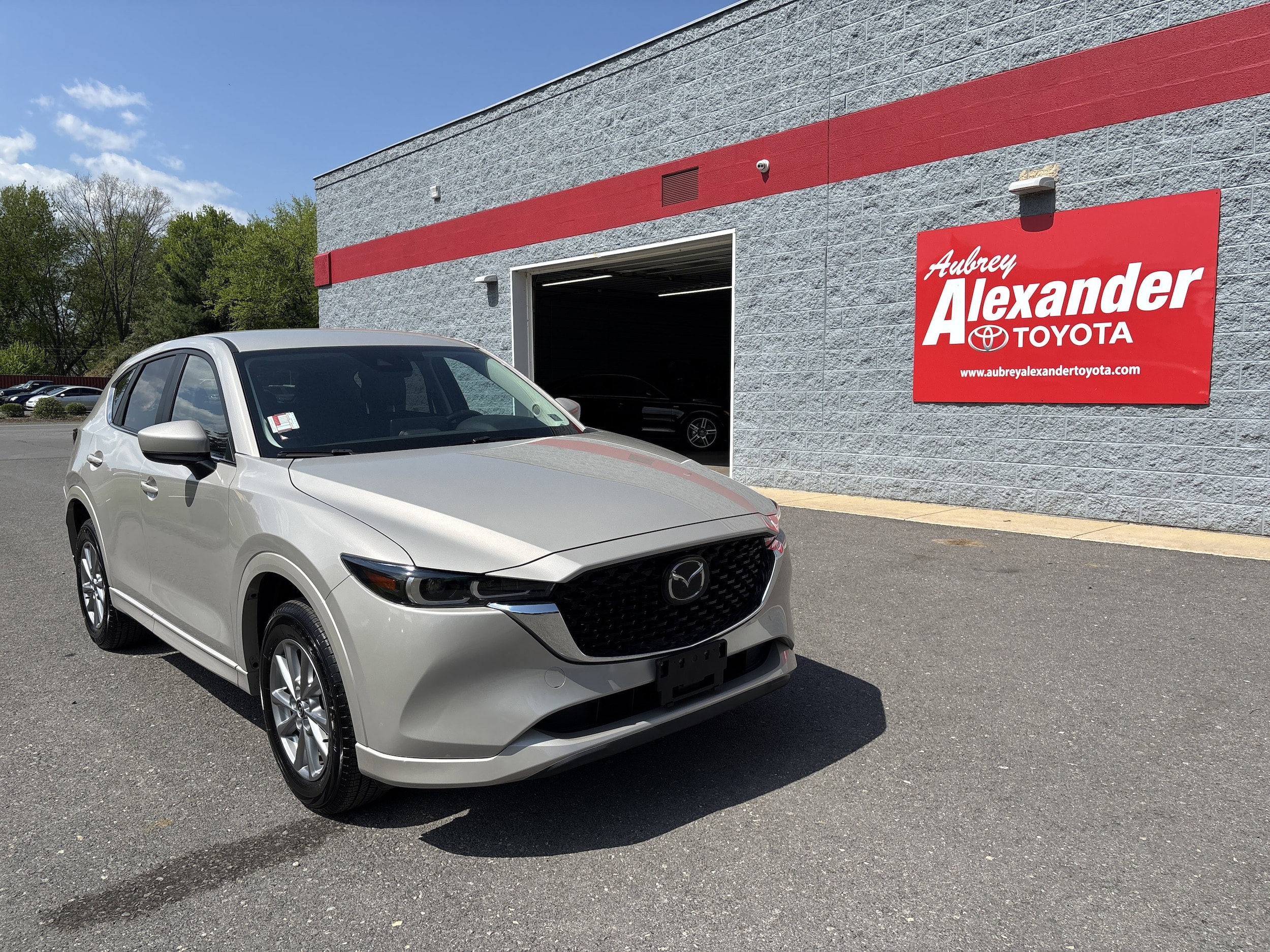 2025 Mazda CX-5 S Select Package Auto AWD's photo