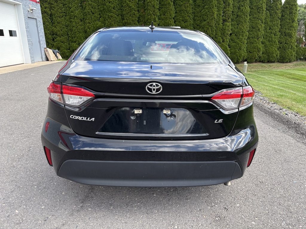 Used 2025 Toyota Corolla LE Sedan