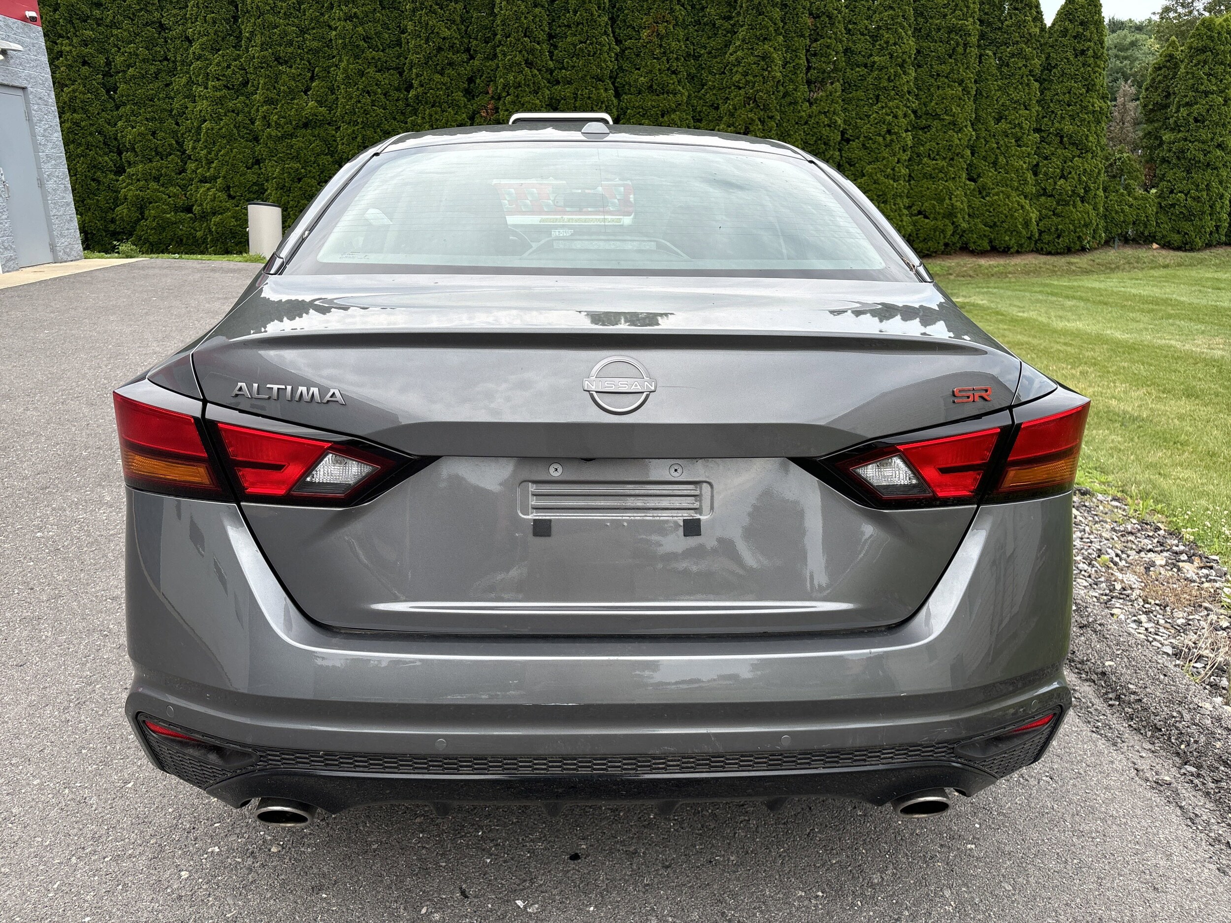 2024 Nissan Altima 2.5 SR photo 3