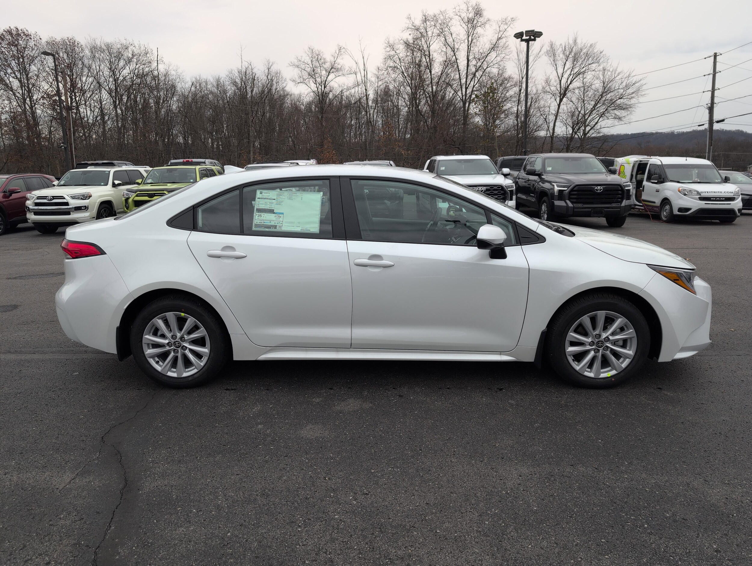 2026 Toyota Corolla LE photo 2