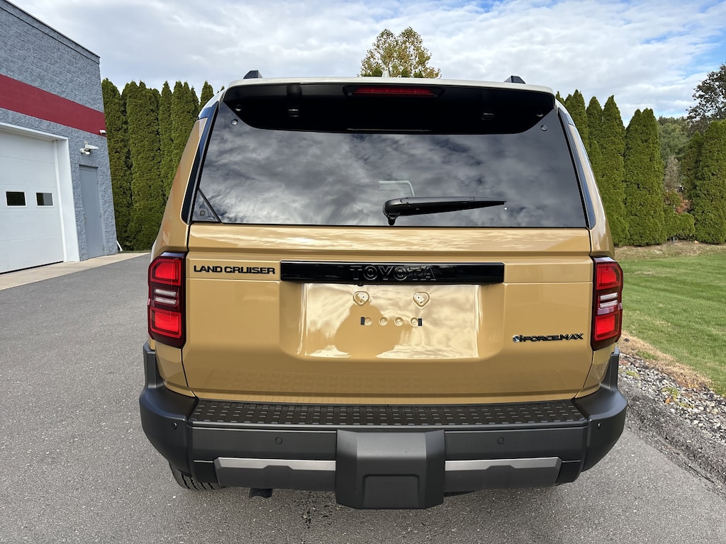 New 2025 Toyota Land Cruiser Land Cruiser SUV