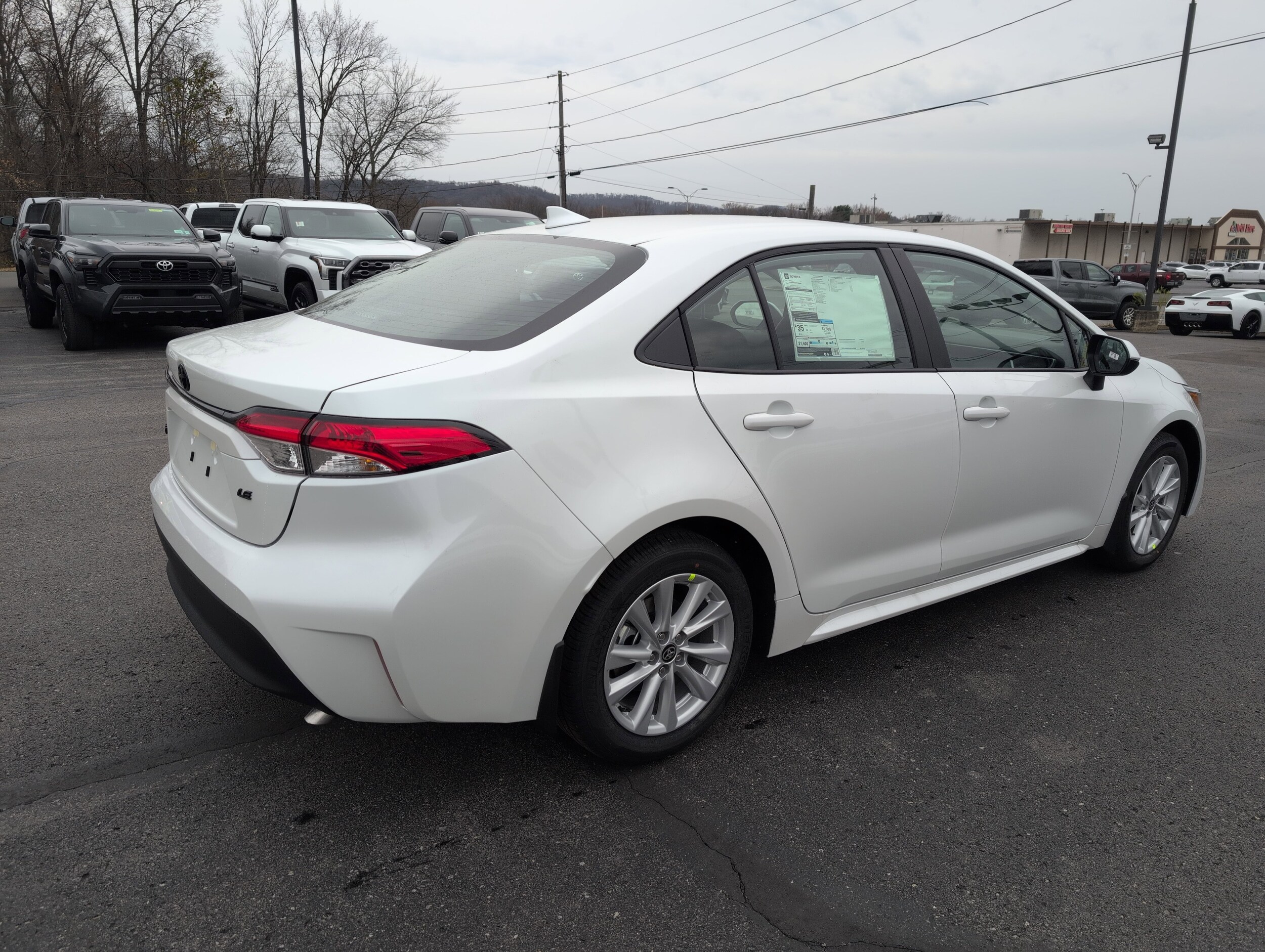 2026 Toyota Corolla LE photo 3