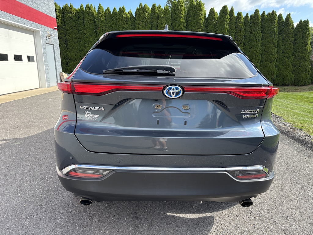 Used 2022 Toyota Venza Limited SUV