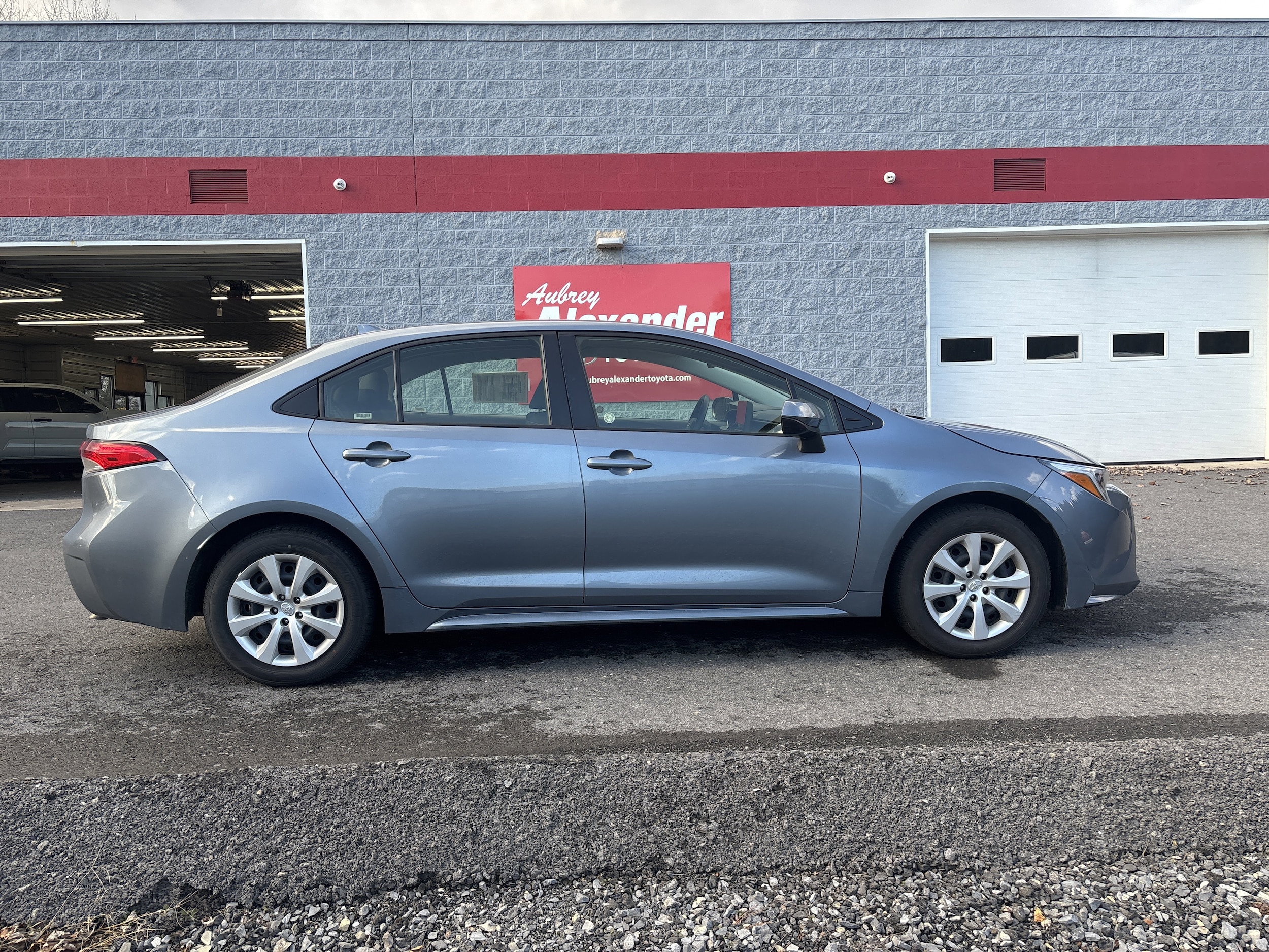 Used 2025 Toyota Corolla LE with VIN JTDBCMFE2SJ043472 for sale in Northfield, Minnesota