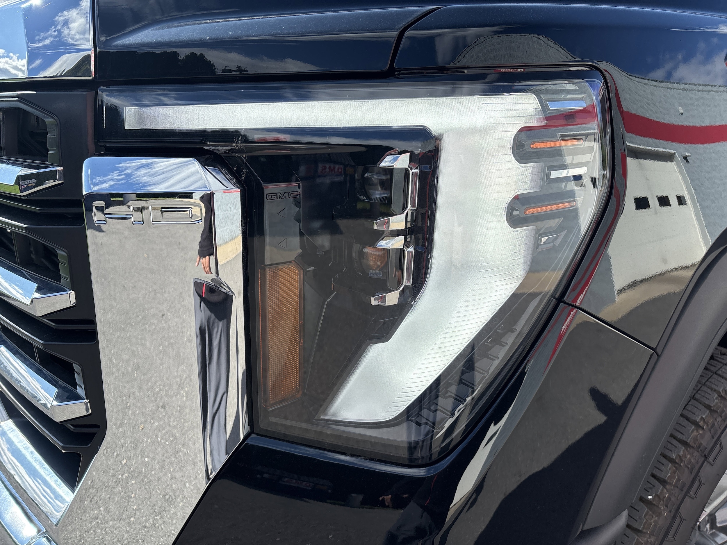 2026 GMC Sierra 2500HD SLT - Photo 9