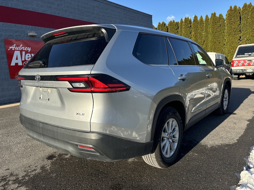 Used 2025 Toyota Grand Highlander XLE SUV