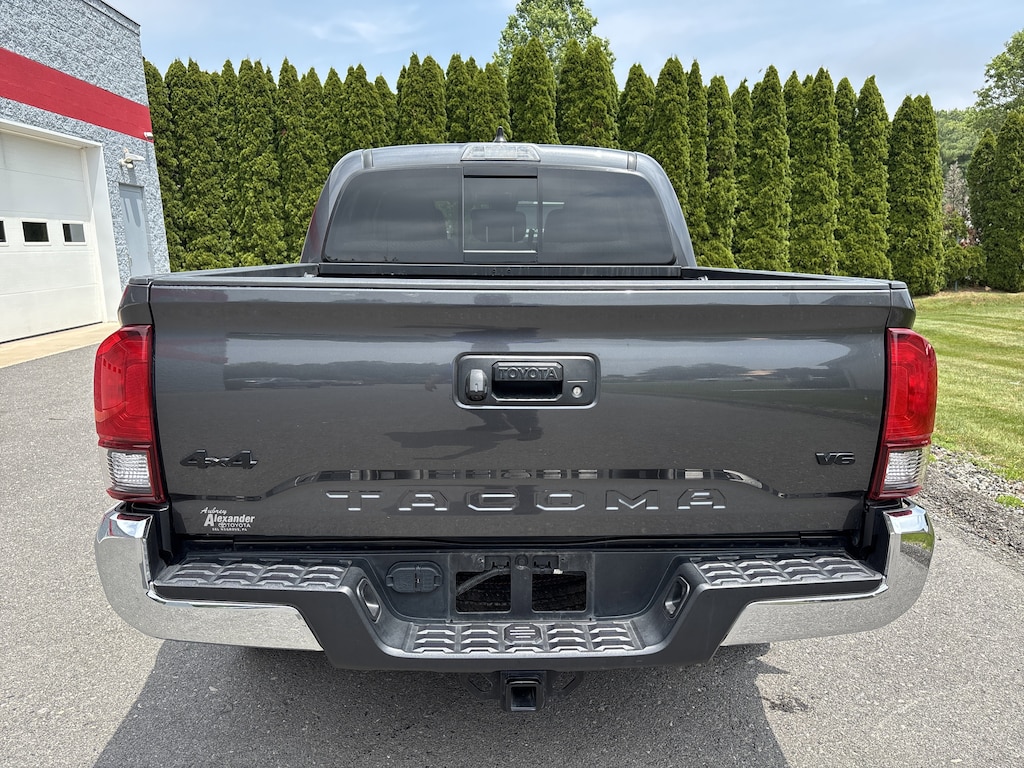 Used 2023 Toyota Tacoma 4WD SR5 V6 Truck Double Cab