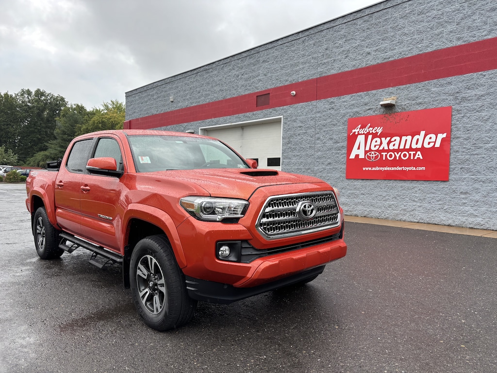 Used 2016 Toyota Tacoma TRD Sport V6 Truck Double Cab