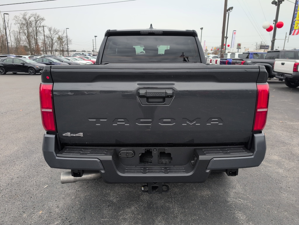 New 2025 Toyota Tacoma SR5 Truck Double Cab