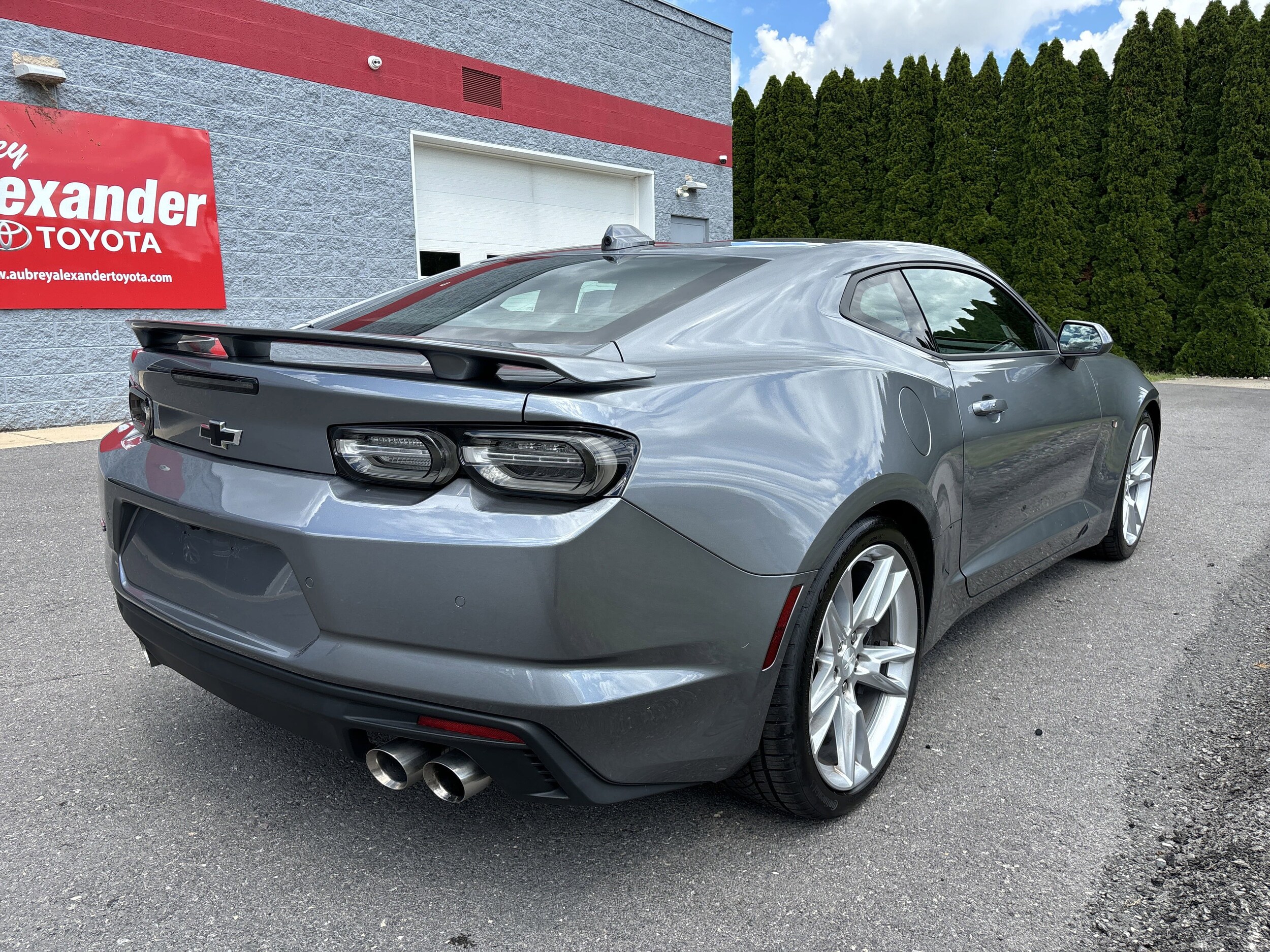 2021 Chevrolet Camaro 2SS photo 2