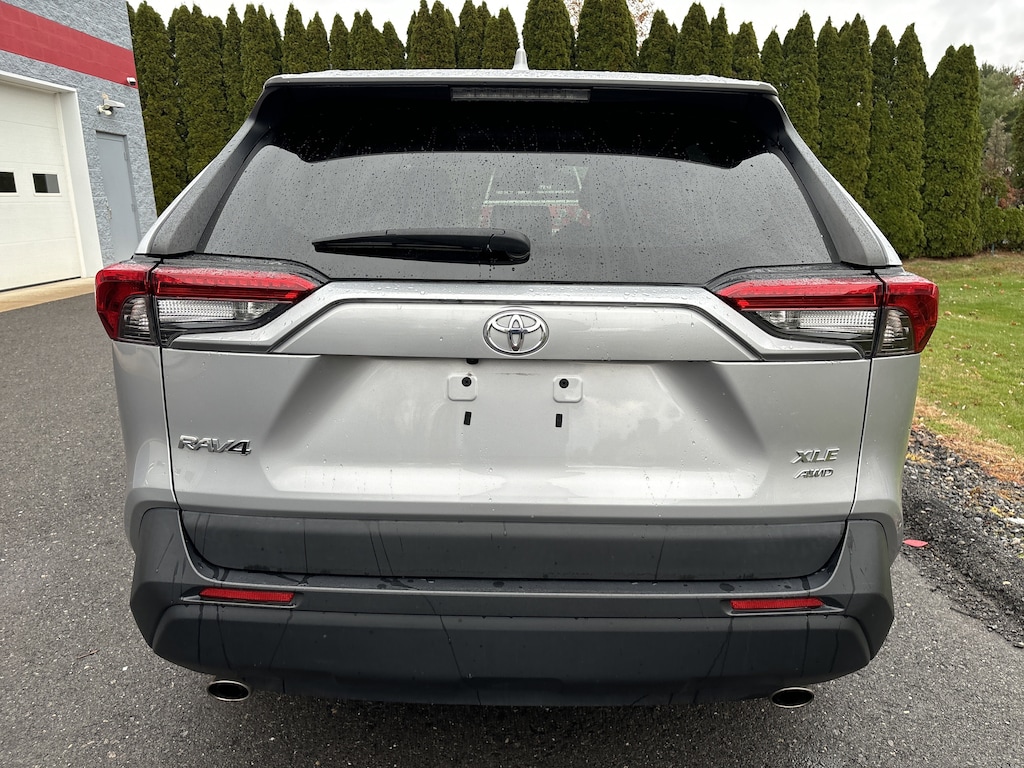 Used 2019 Toyota RAV4 XLE SUV