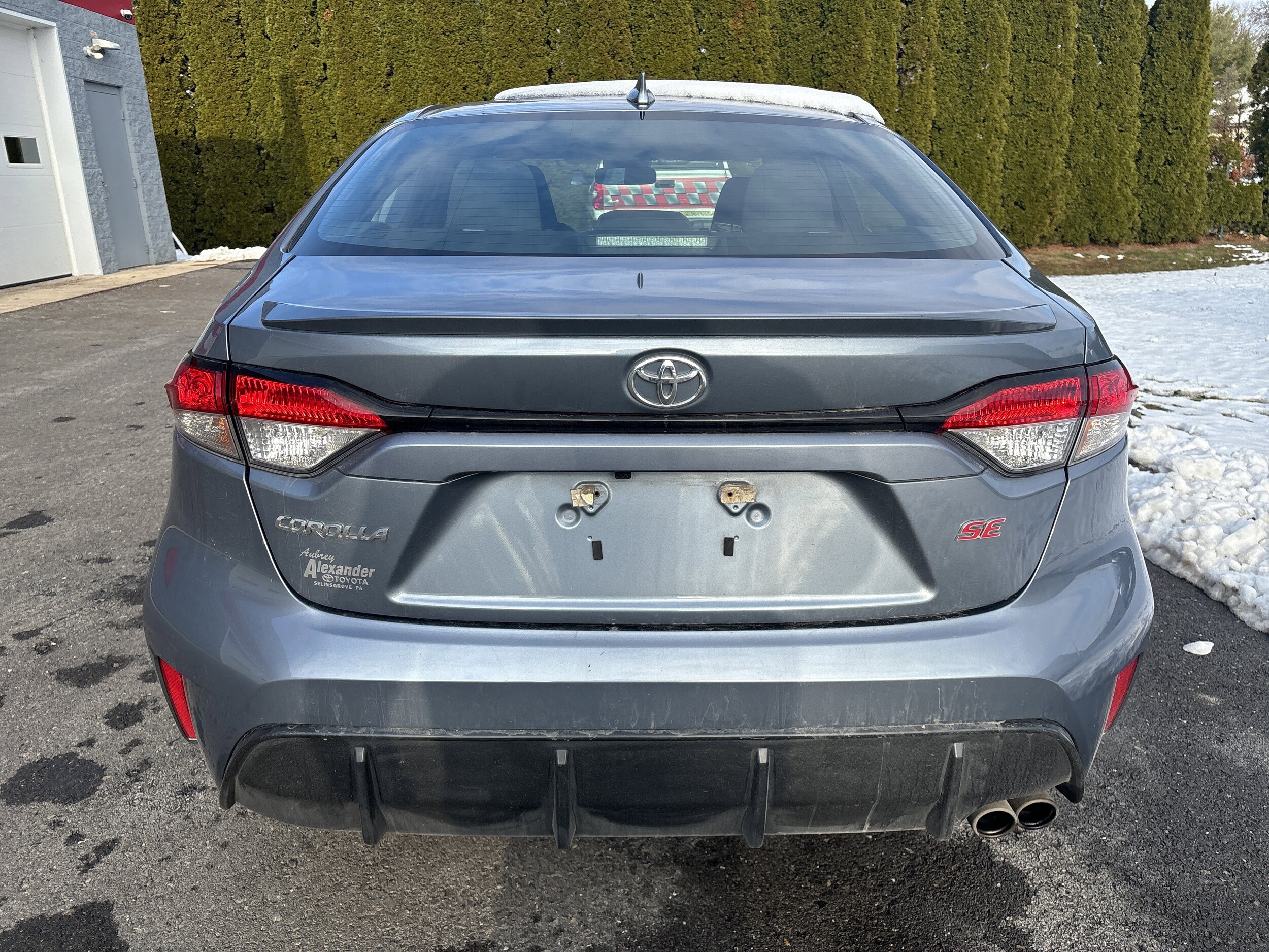 2023 Toyota Corolla SE photo 2