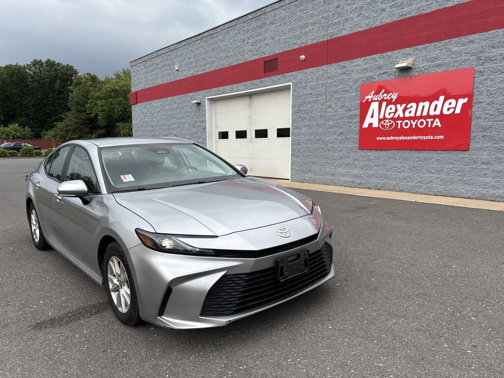 Used 2025 Toyota Camry LE Sedan