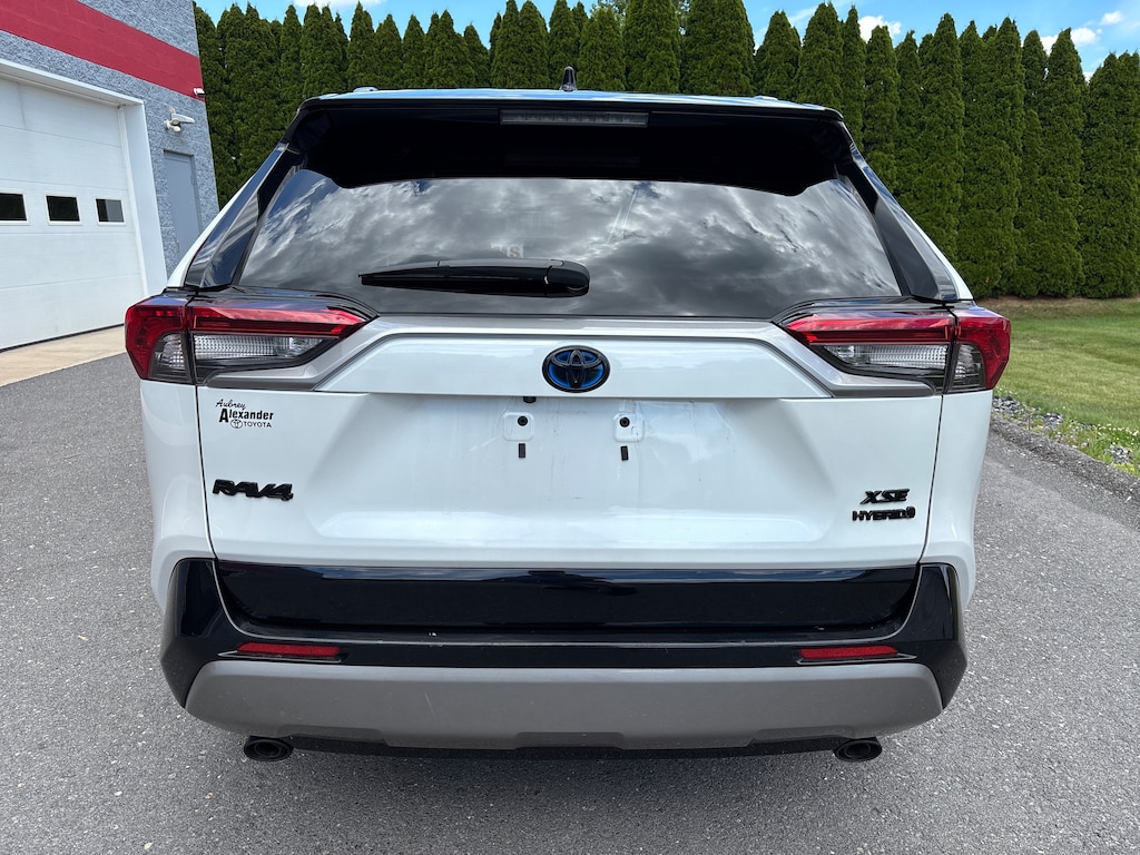 Used 2024 Toyota RAV4 XSE SUV
