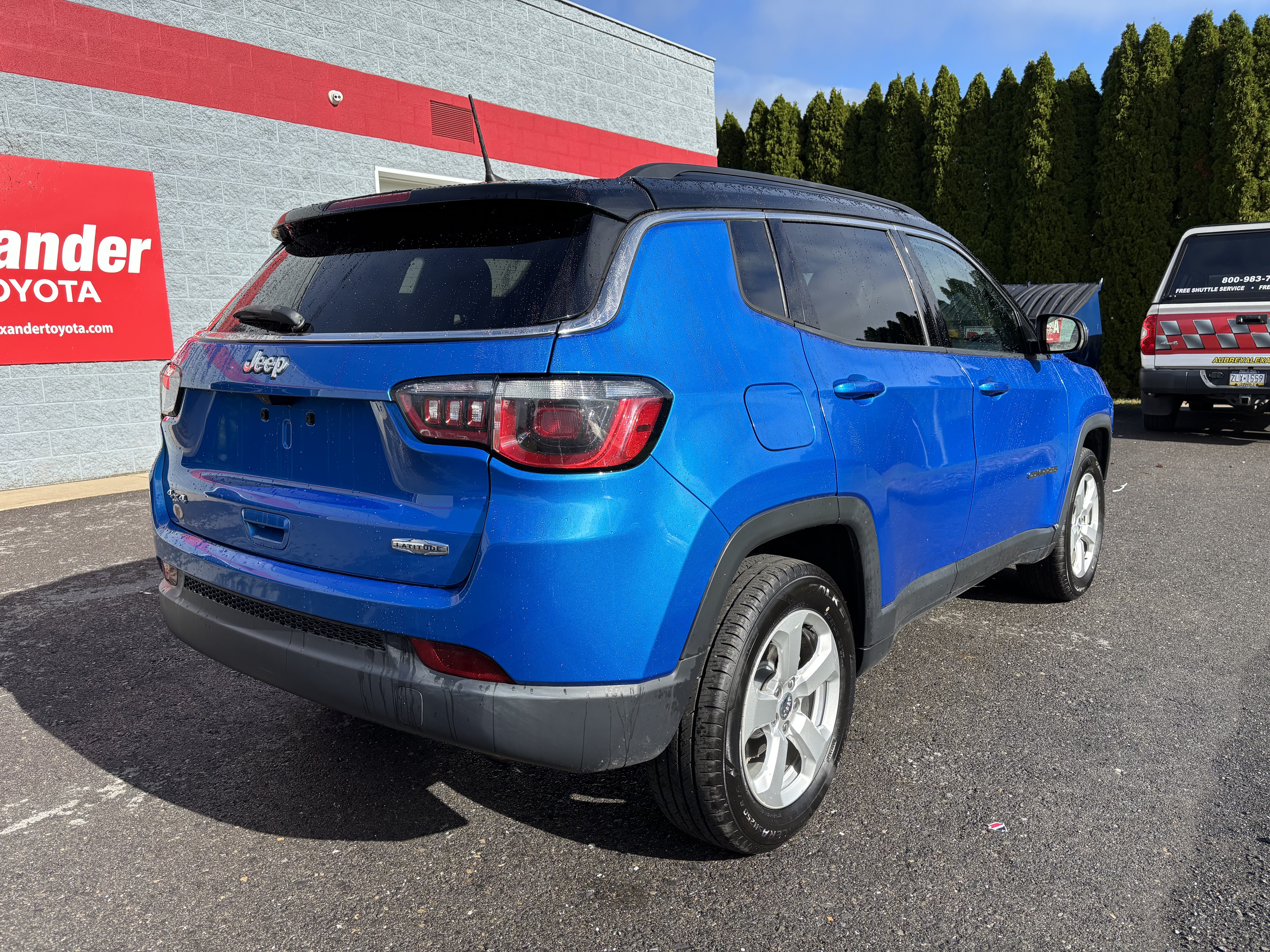 Used 2018 Jeep Compass Latitude 4x4 SUV