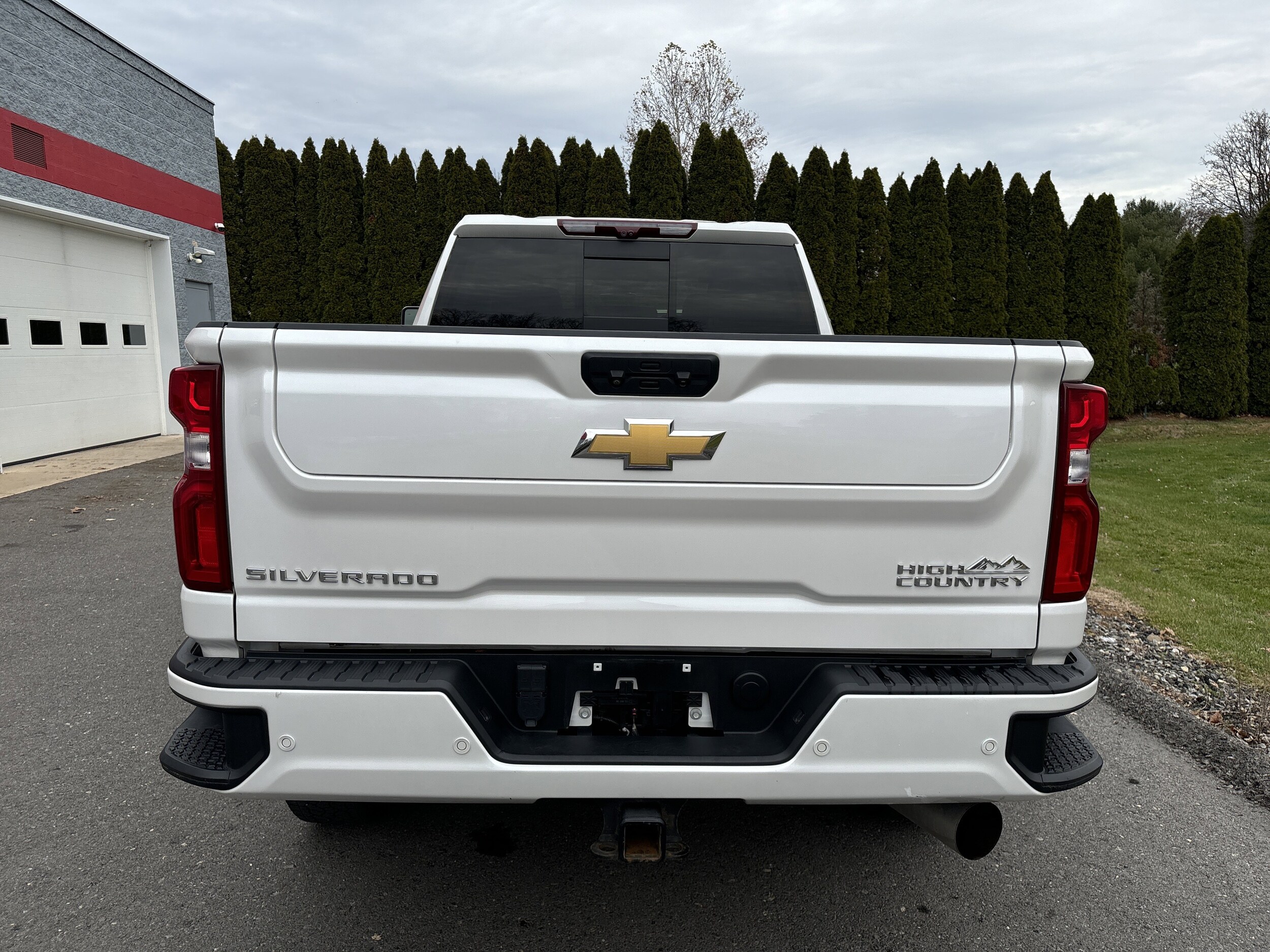2022 Chevrolet Silverado 2500HD High Country photo 3