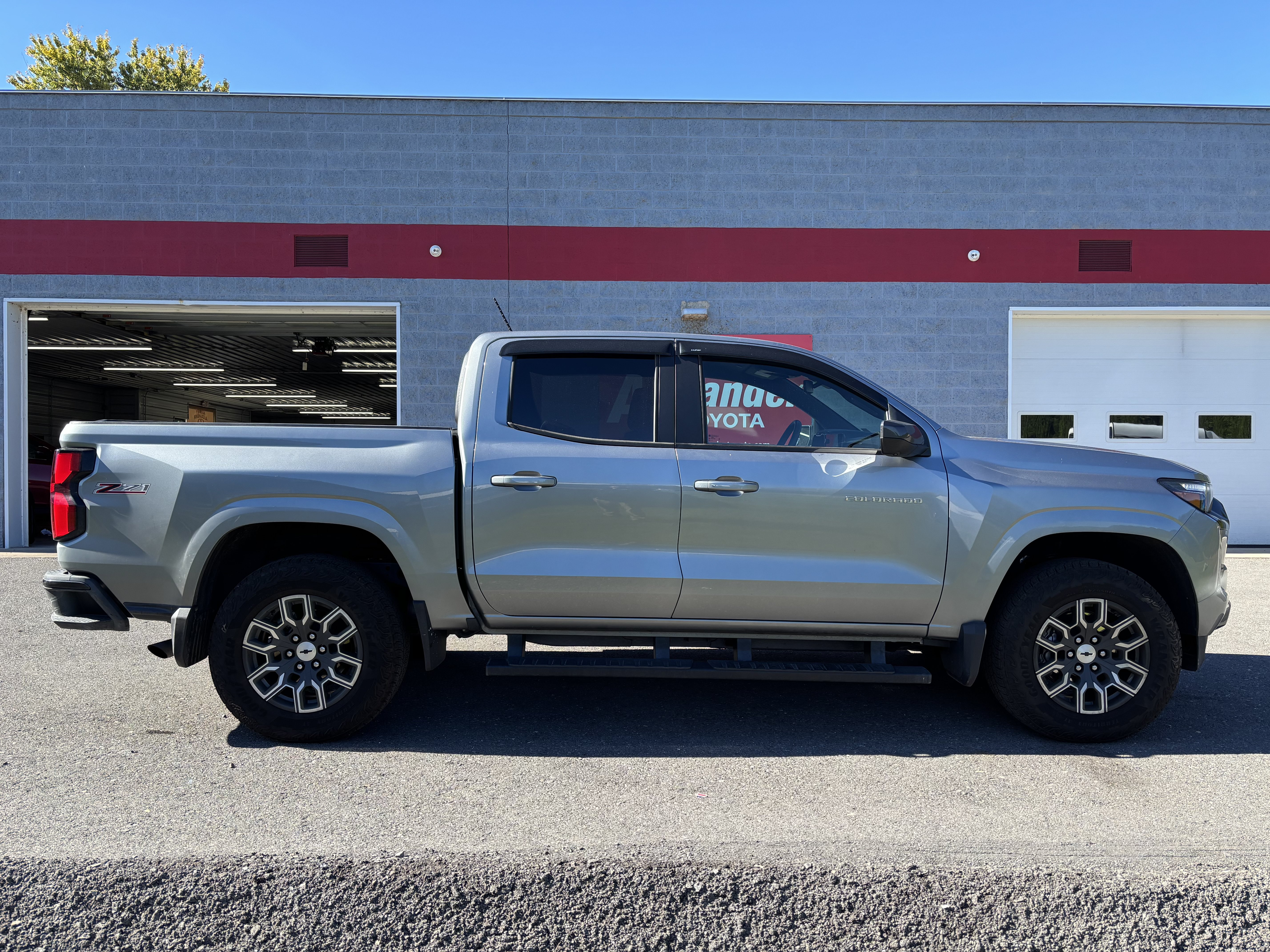 Used 2025 Chevrolet Colorado Z71 Truck Crew Cab