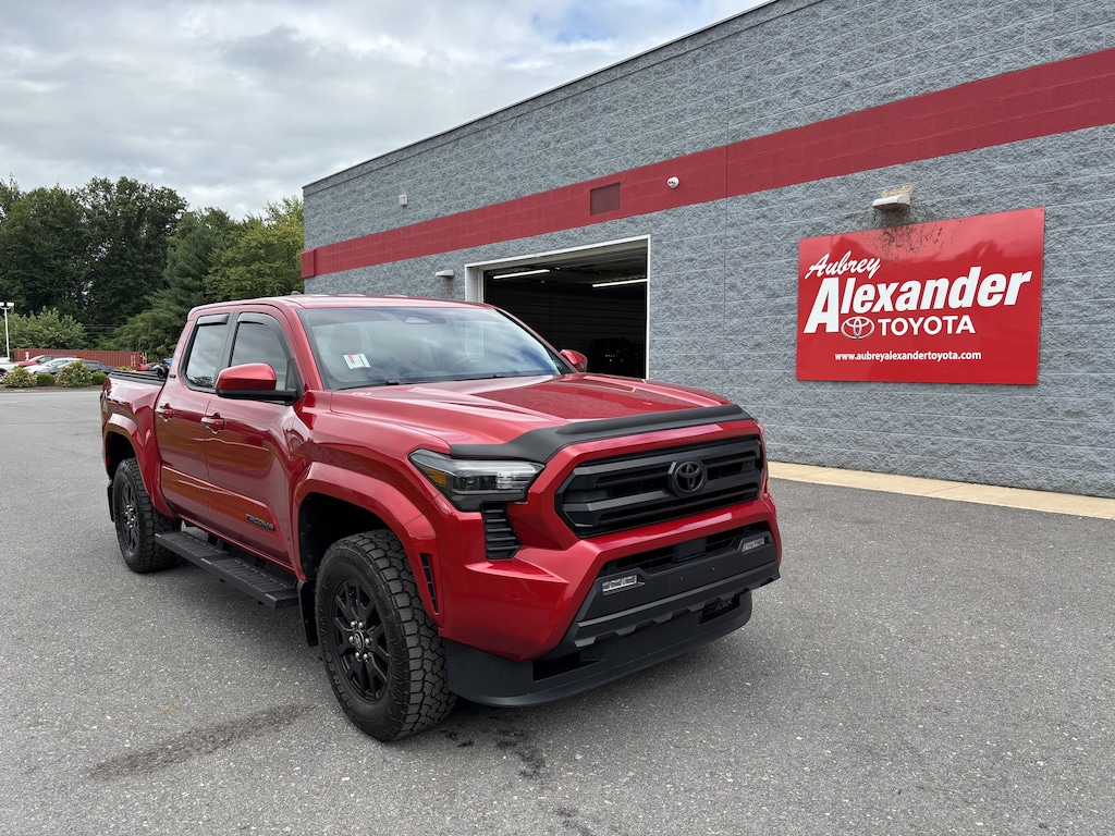 Certified 2025 Toyota Tacoma 4WD SR5 Truck Double Cab