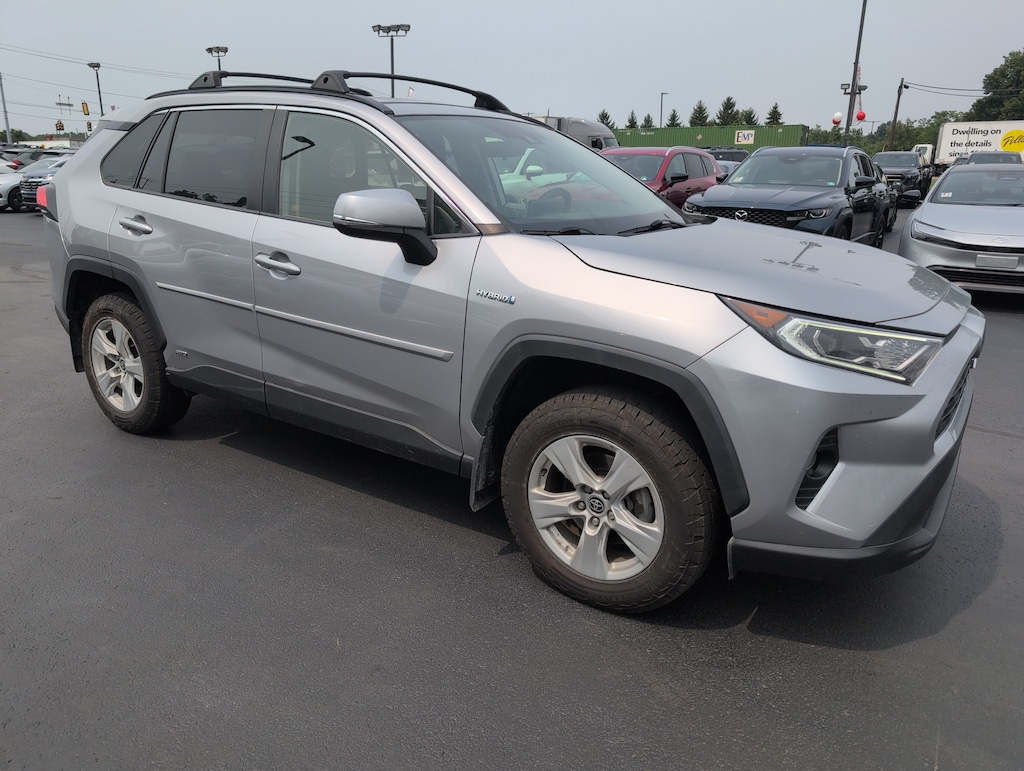 Used 2020 Toyota RAV4 XLE SUV
