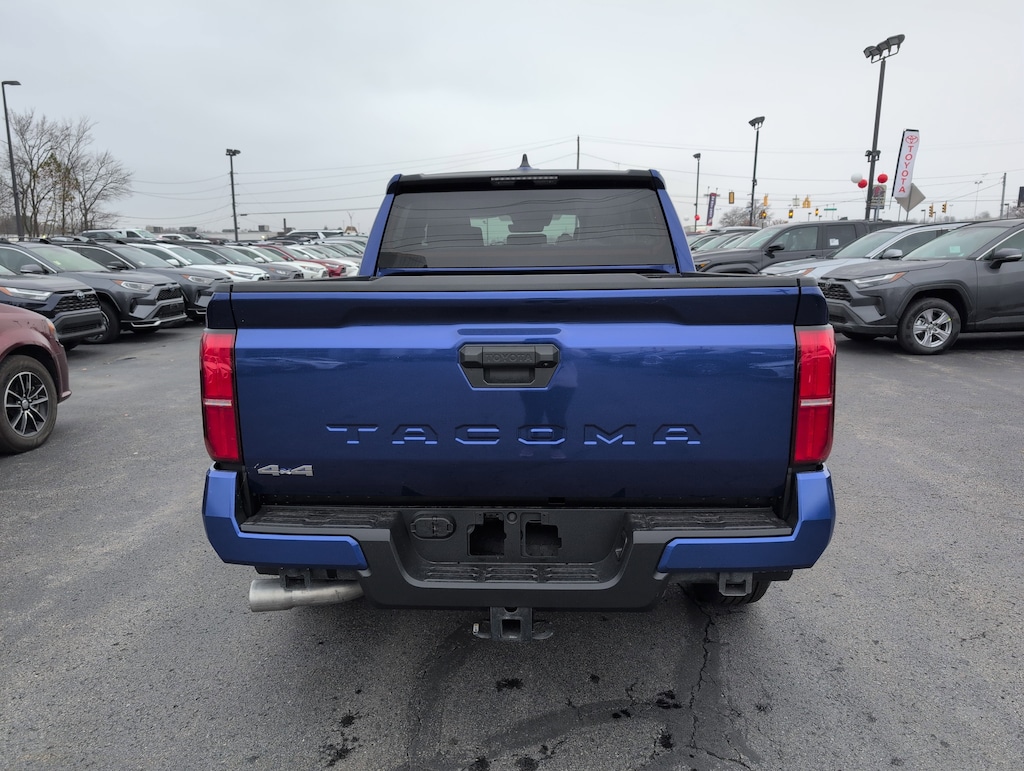 New 2025 Toyota Tacoma SR5 Truck Double Cab