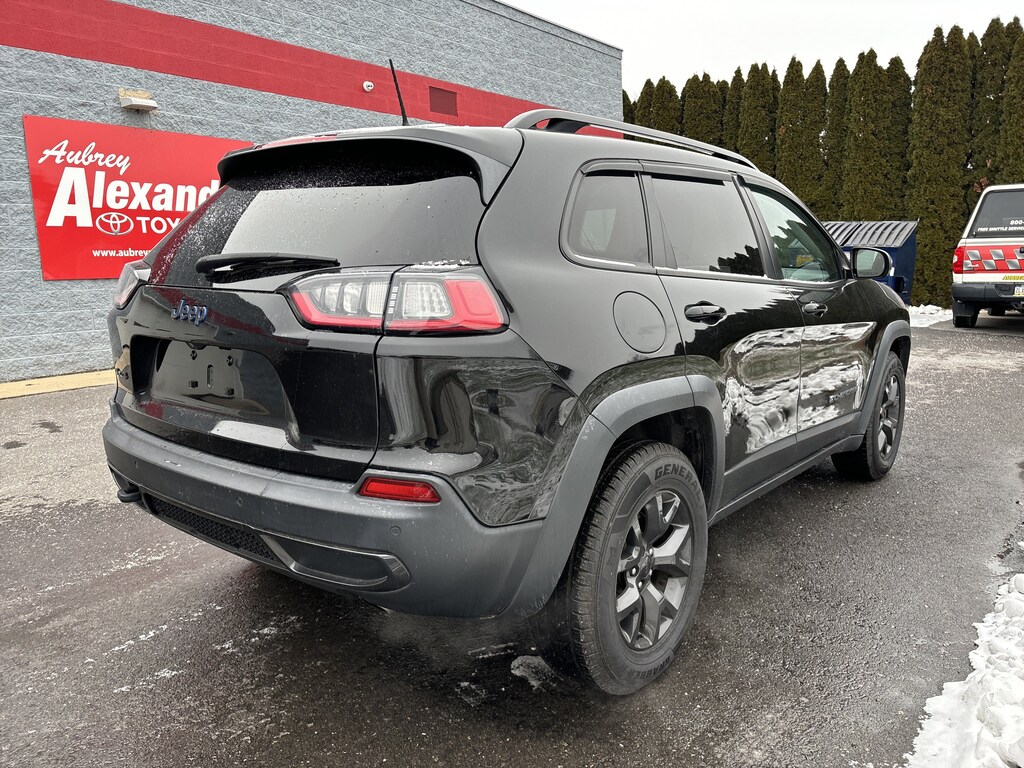 Used 2019 Jeep Cherokee Latitude 4x4 SUV