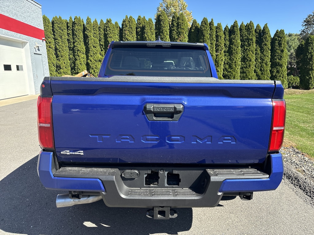 New 2025 Toyota Tacoma SR5 Truck Double Cab