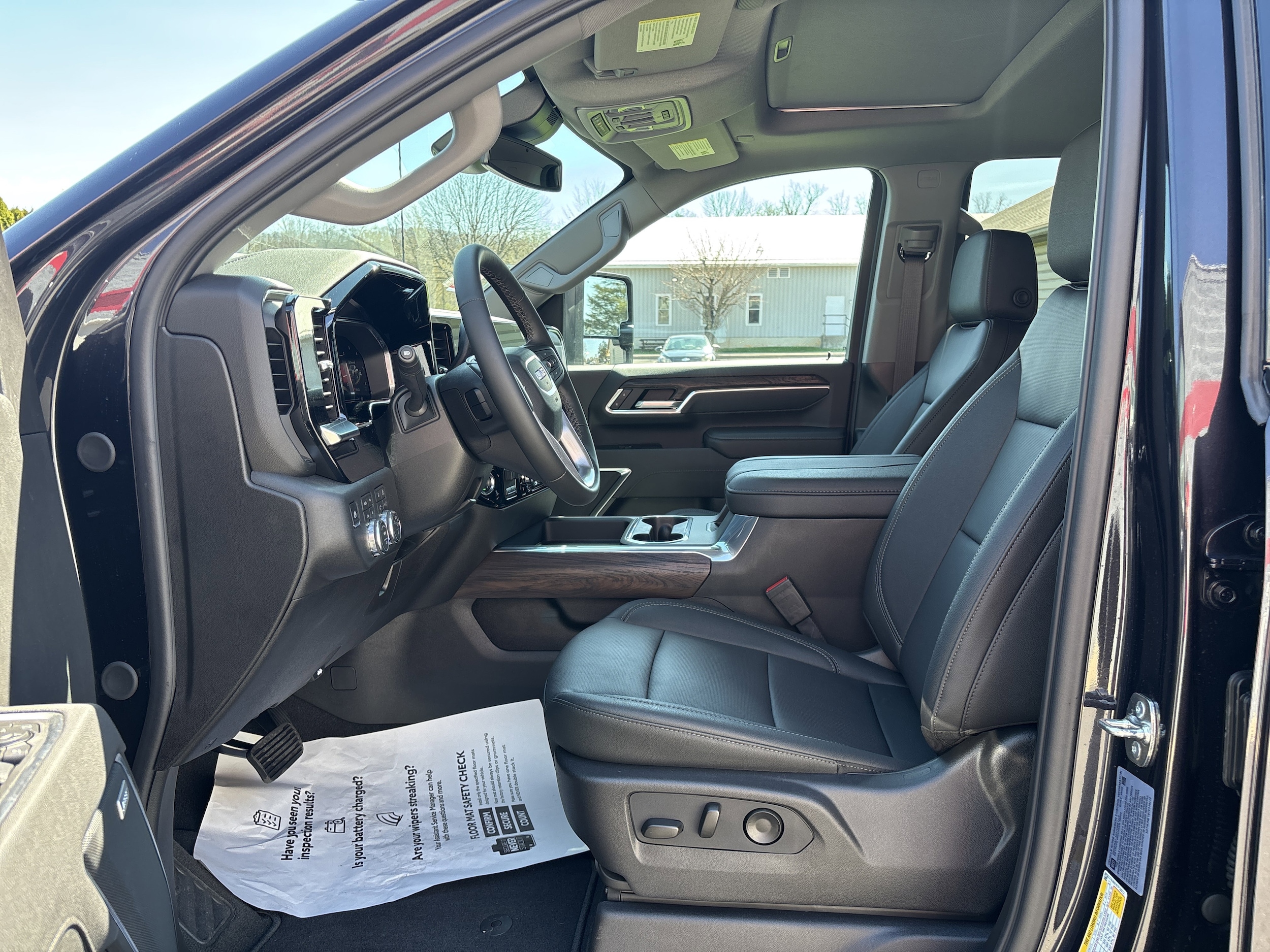 2026 GMC Sierra 2500HD SLT - Photo 12
