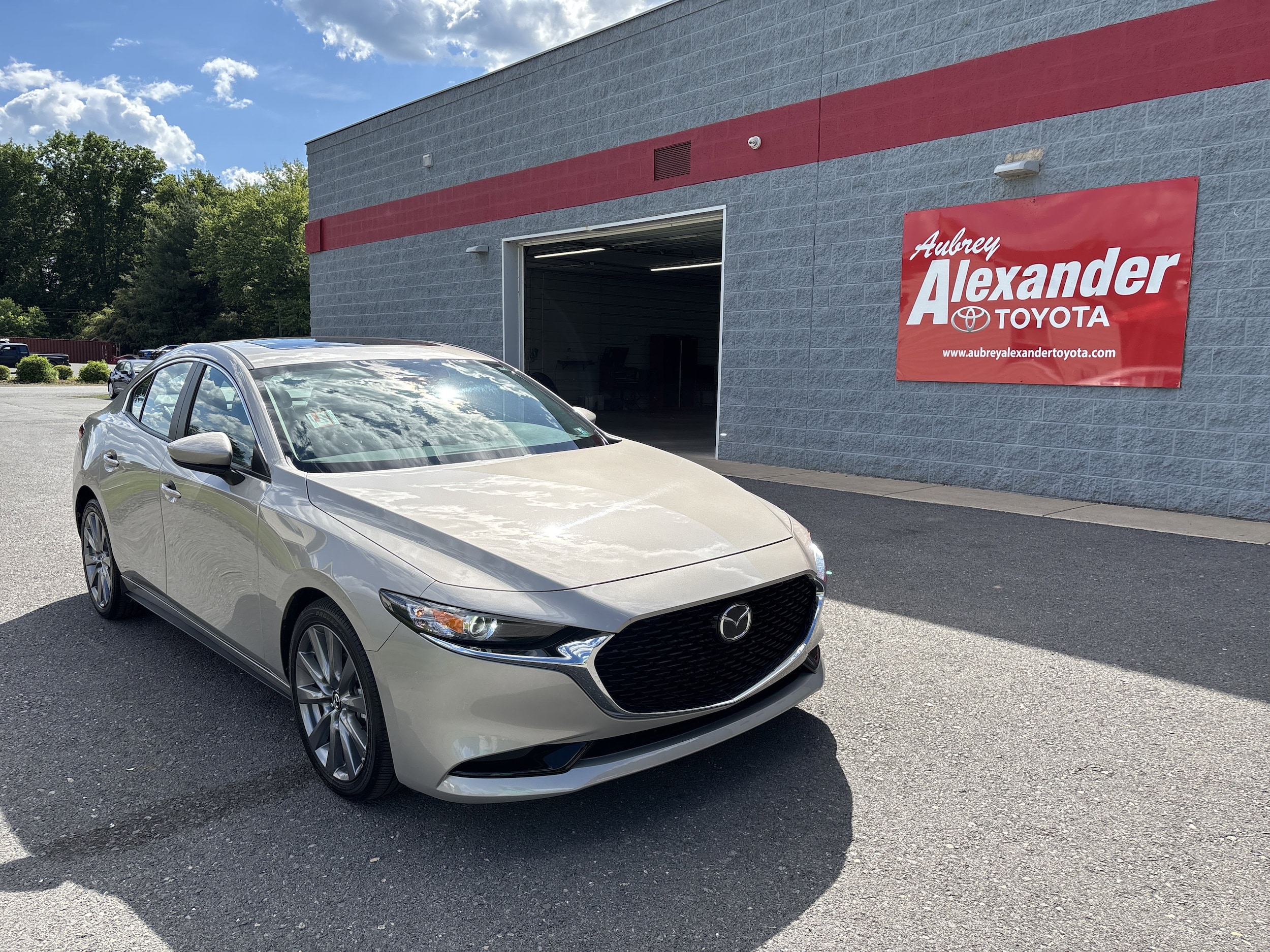 2025 Mazda CX-3 Preferred AT 4-Door SKYACTIV's photo