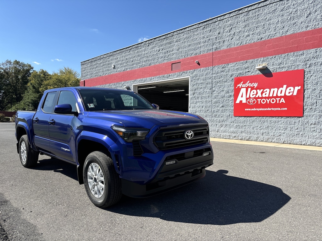 New 2025 Toyota Tacoma SR5 Truck Double Cab
