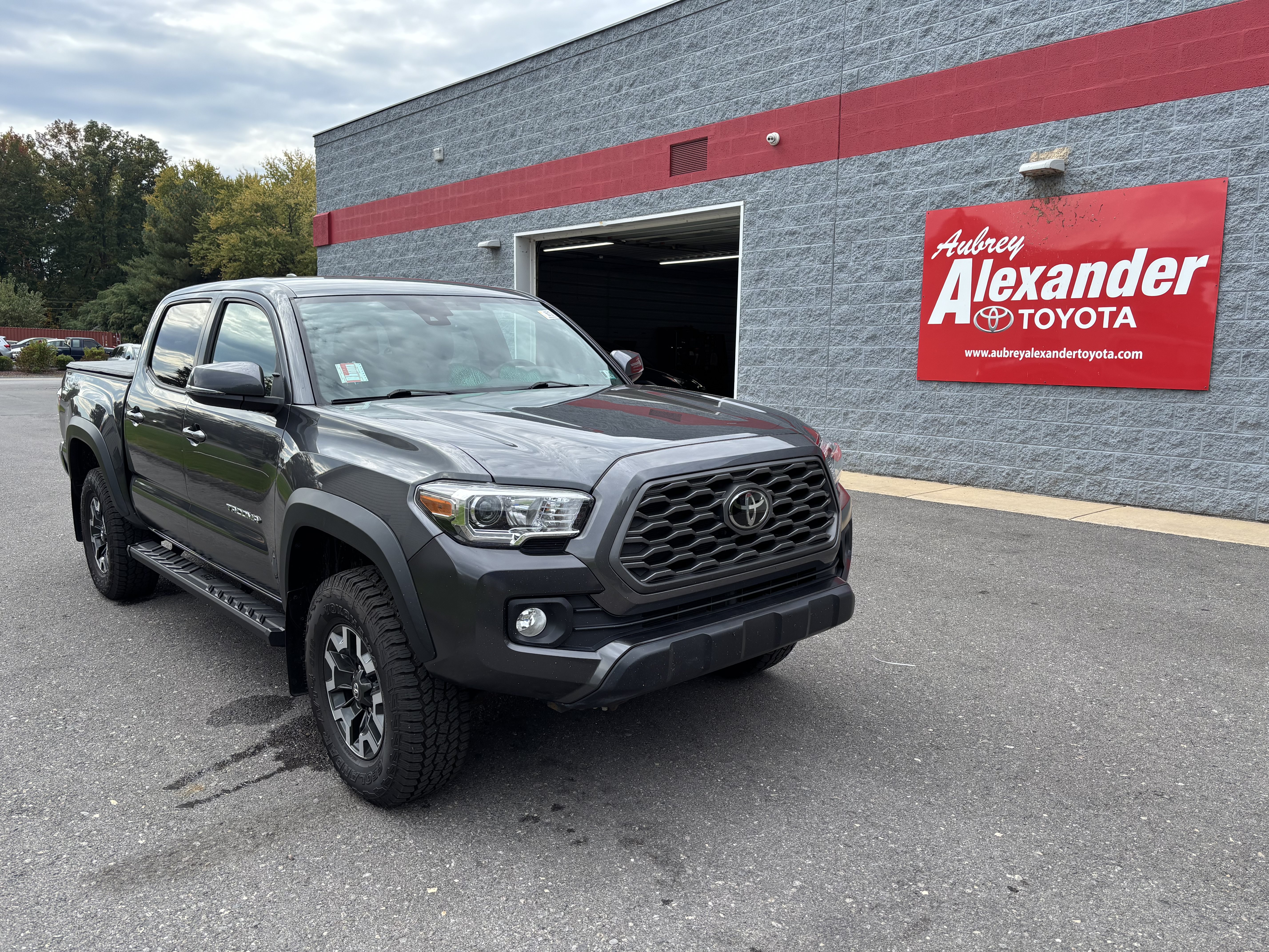 2023 Toyota Tacoma SR5