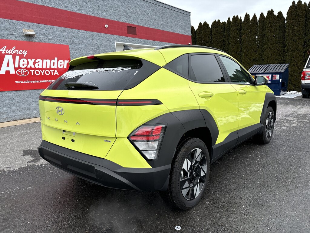 Used 2025 Hyundai Kona SEL Convenience SUV