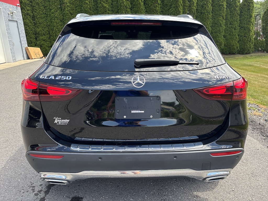 Used 2024 Mercedes-Benz GLA 4MATIC SUV