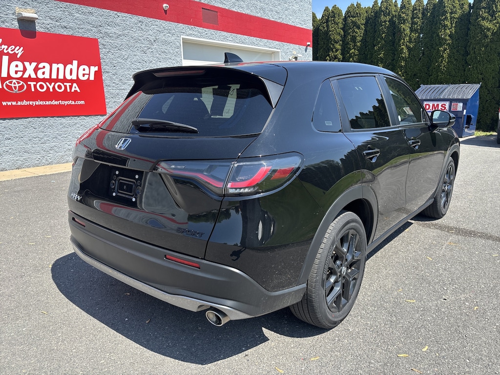 Used 2025 Honda HR-V Sport SUV