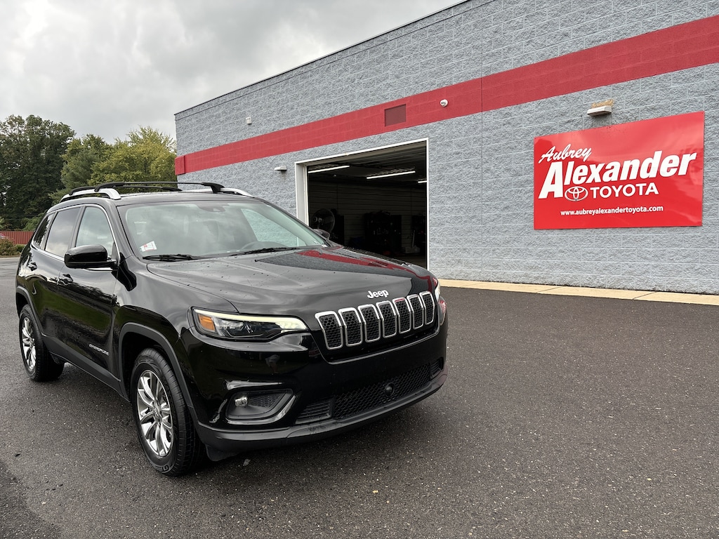 Used 2021 Jeep Cherokee Latitude Lux SUV