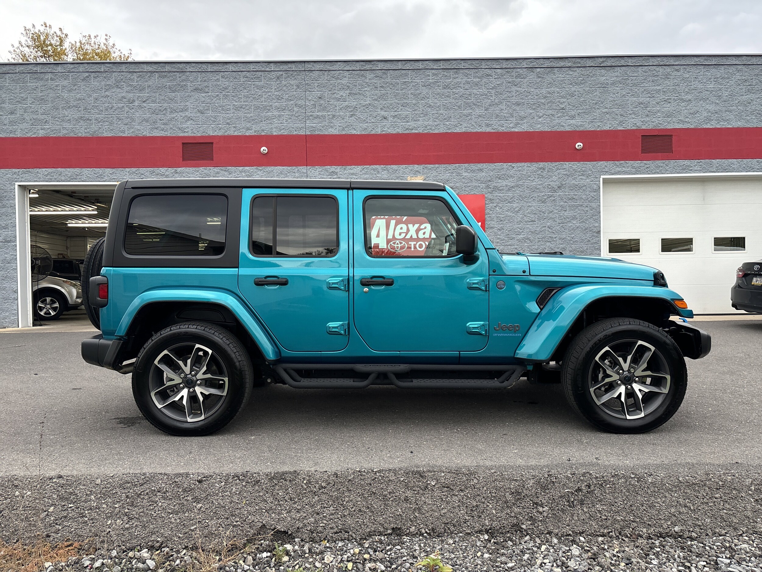 2024 Jeep Wrangler 4xe Sport S photo 2