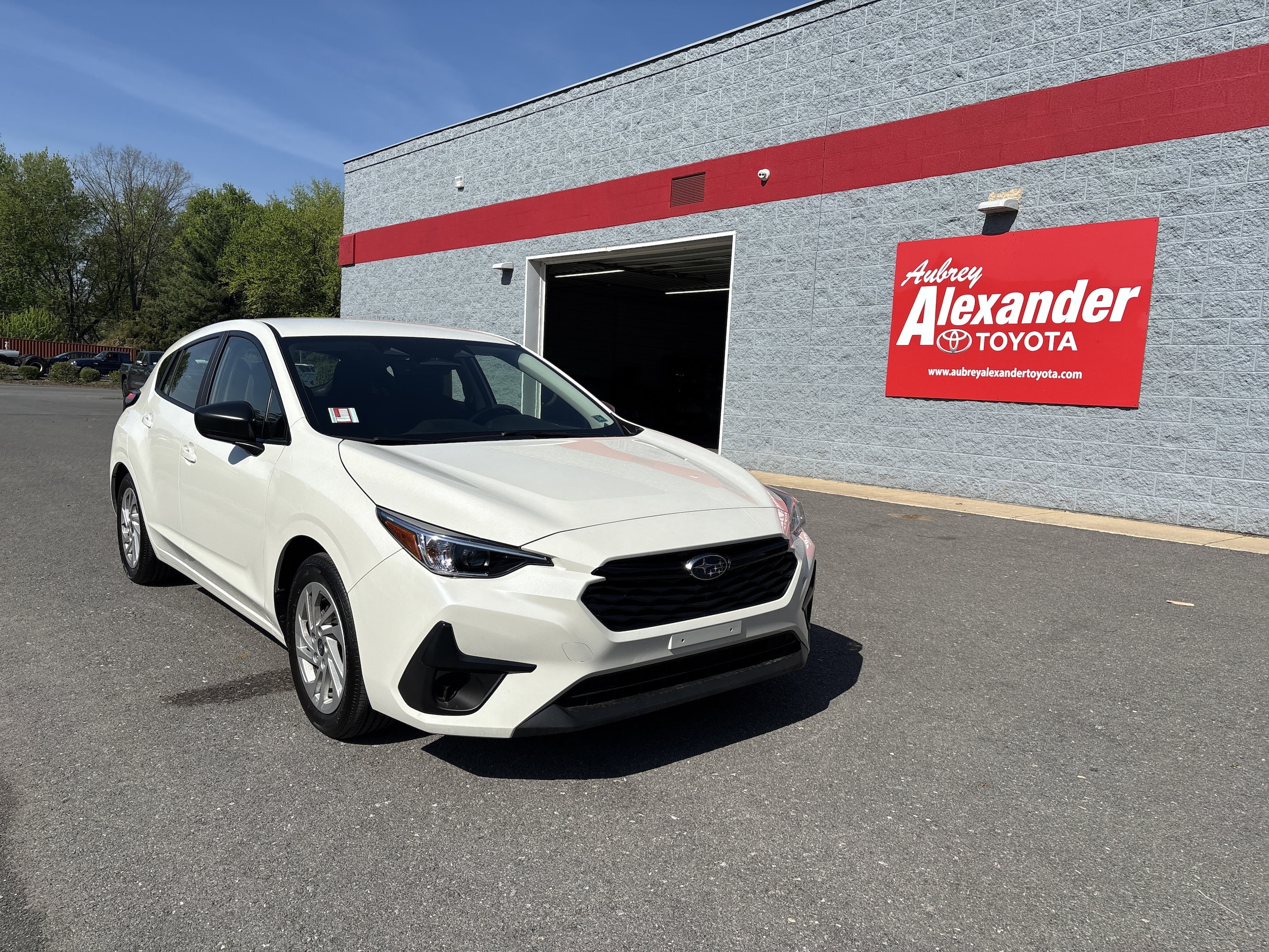 2025 Subaru Impreza 2.0 CVT's photo