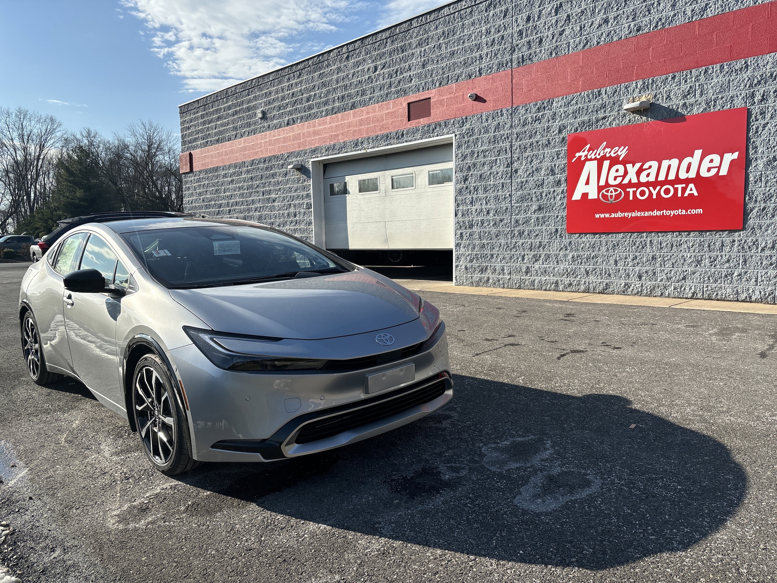 2026 Toyota Prius XSE Premium's photo