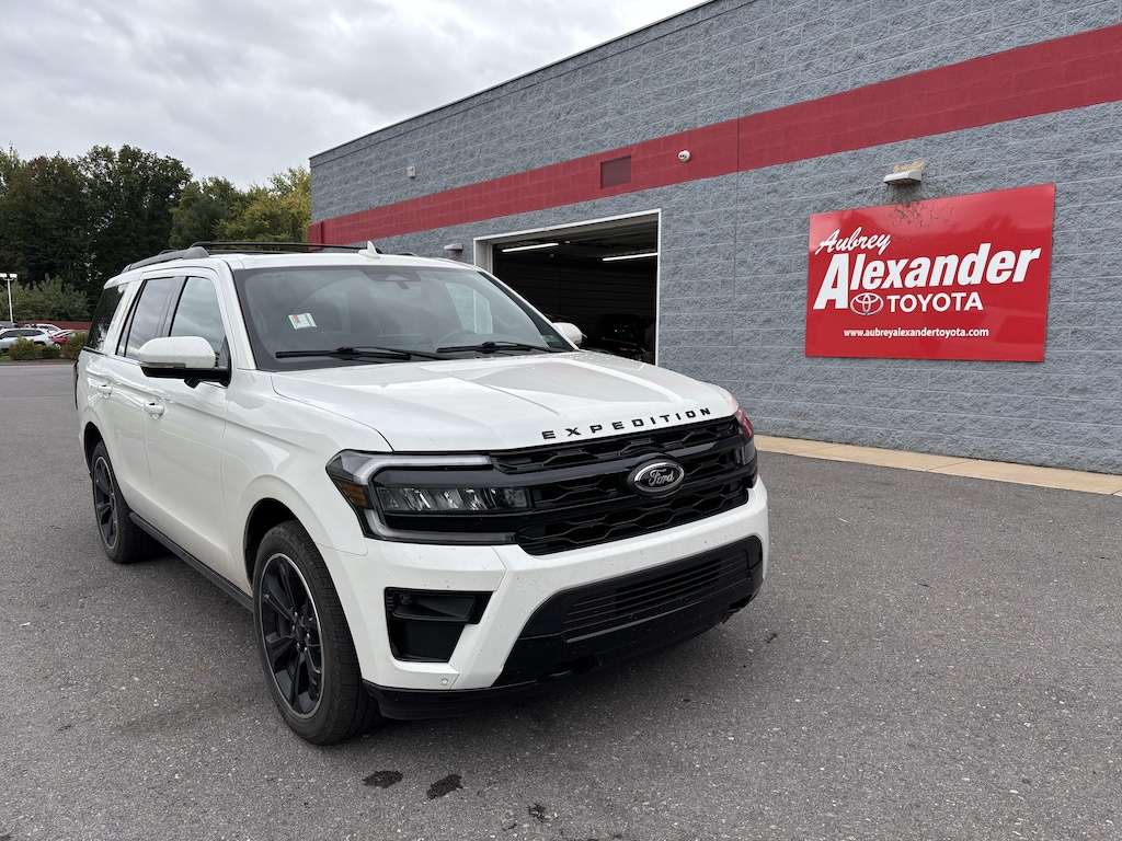 Used 2023 Ford Expedition Limited SUV