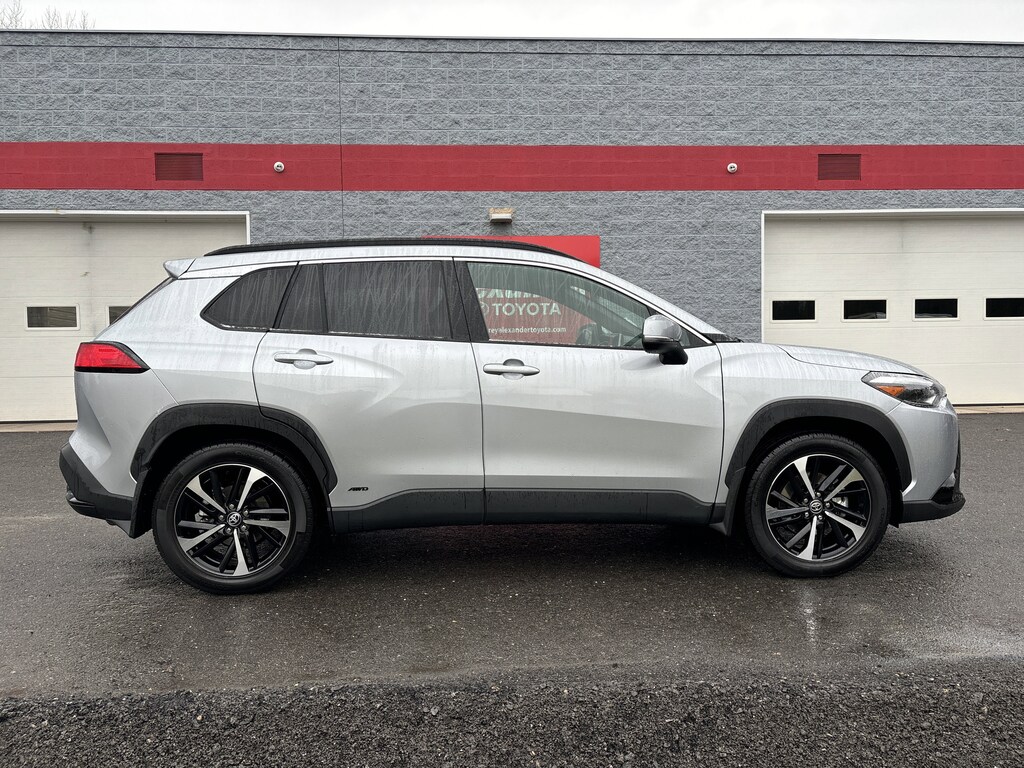Used 2023 Toyota Corolla Cross XSE SUV