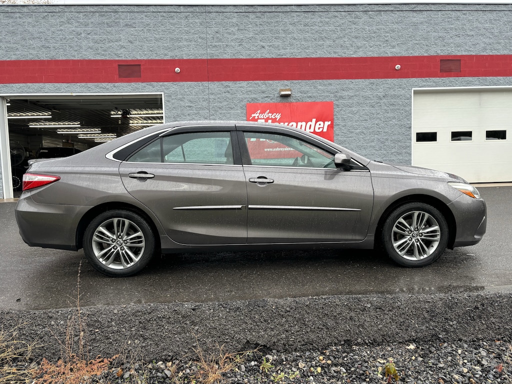 Used 2015 Toyota Camry  Sedan