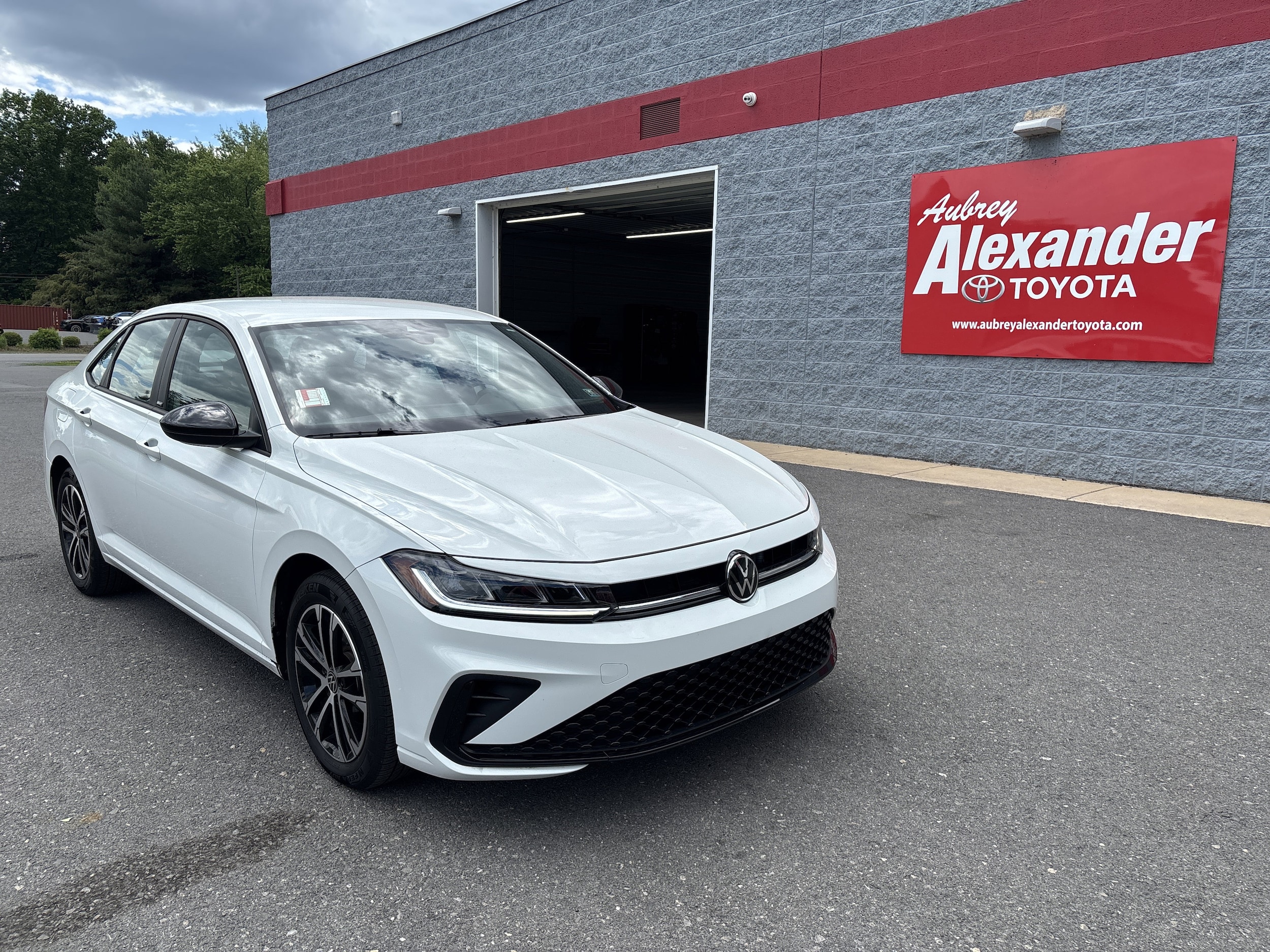 2025 Volkswagen Jetta 1.5T Sport Auto SULEV's photo