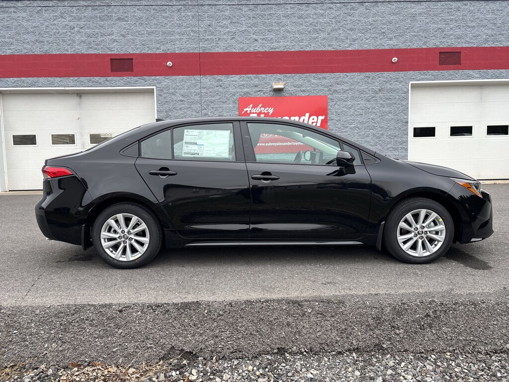 New 2026 Toyota Corolla LE Sedan