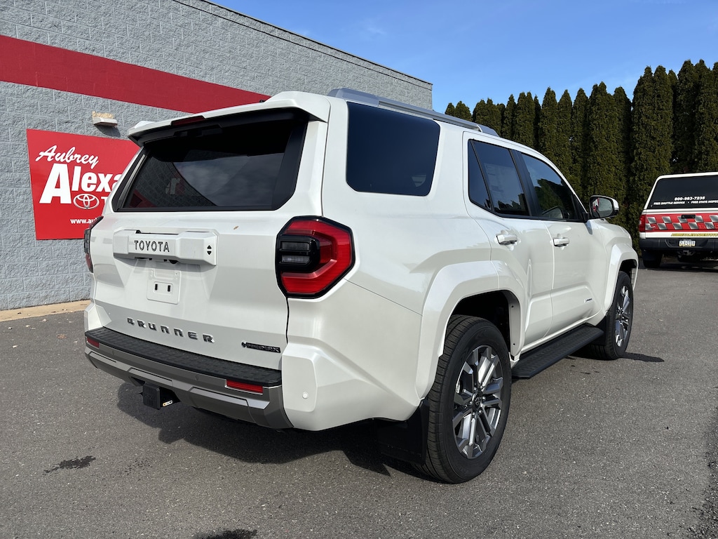 New 2025 Toyota 4Runner i-FORCE MAX Limited i-FORCE MAX SUV