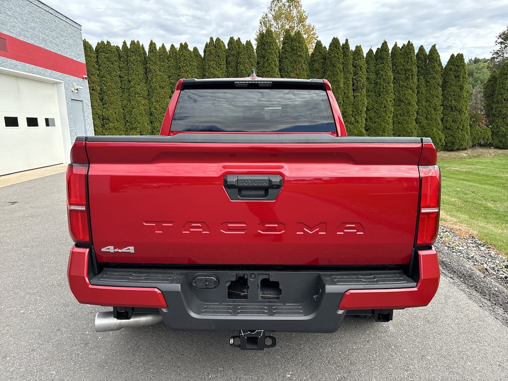 New 2025 Toyota Tacoma SR5 Truck Double Cab