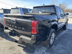 2026 Toyota Tacoma SR5 Truck Double Cab